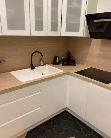 Bonascre Superbe Pied De Piste